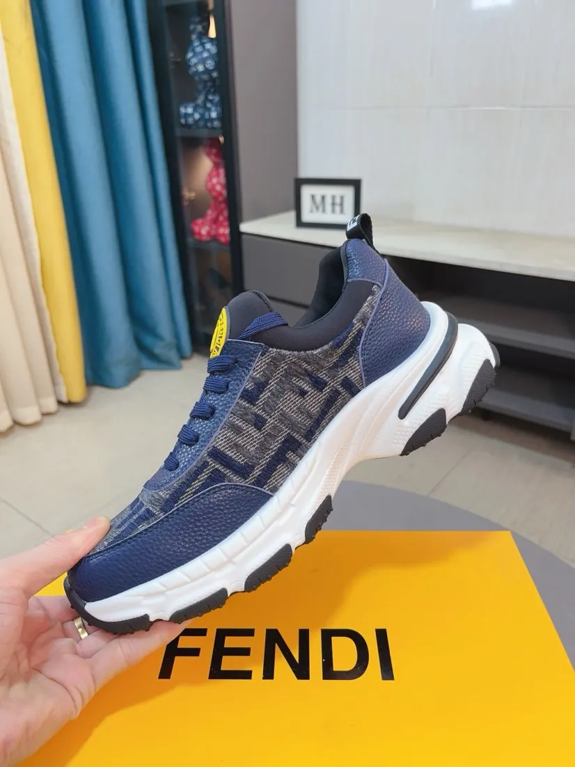 Men's Men's Shoes 💰458🌹🌹[fendi] Fendi's classic and comfortable men's, this complex sneaker is made of soft calfskin➕genuine leather lining➕original ultra-light rubber material with rough outsole. This unique light style is suitable for the casual and refined sensibility of this season. It is comfortable and natural on the feet. It is an everyday style for casual travel in autumn and winter! 38/44